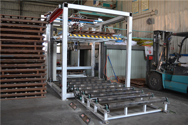 全自動(dòng)碼垛機(jī)